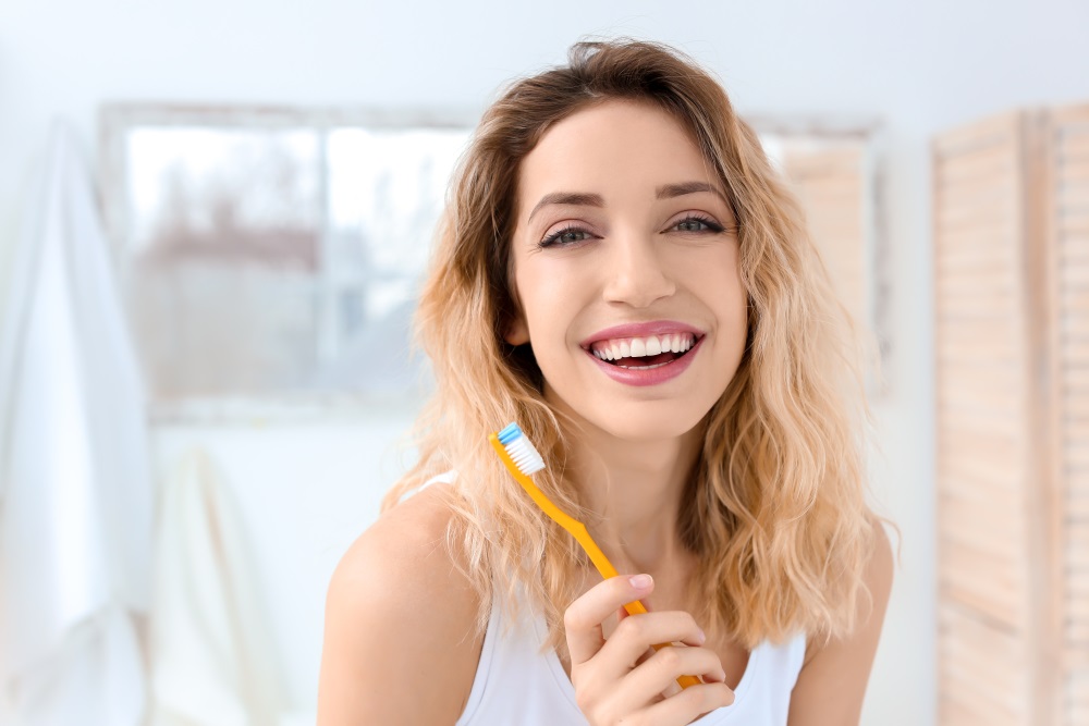 woman-with-toothbrush